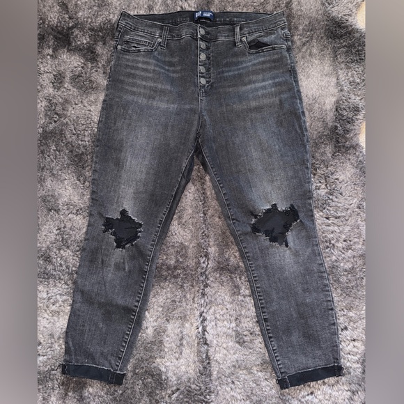 Women's Distressed Black Gap Jeans - Picture 1 of 1